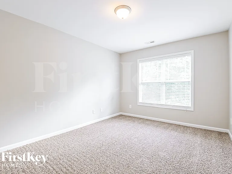 1020 Bridlemine Dr — Photo 12