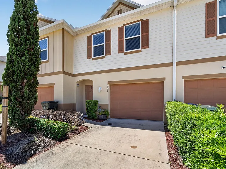 3842 Hampstead Ln — Photo 52