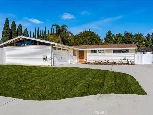 448 Princeton Dr, Costa Mesa, CA 92626