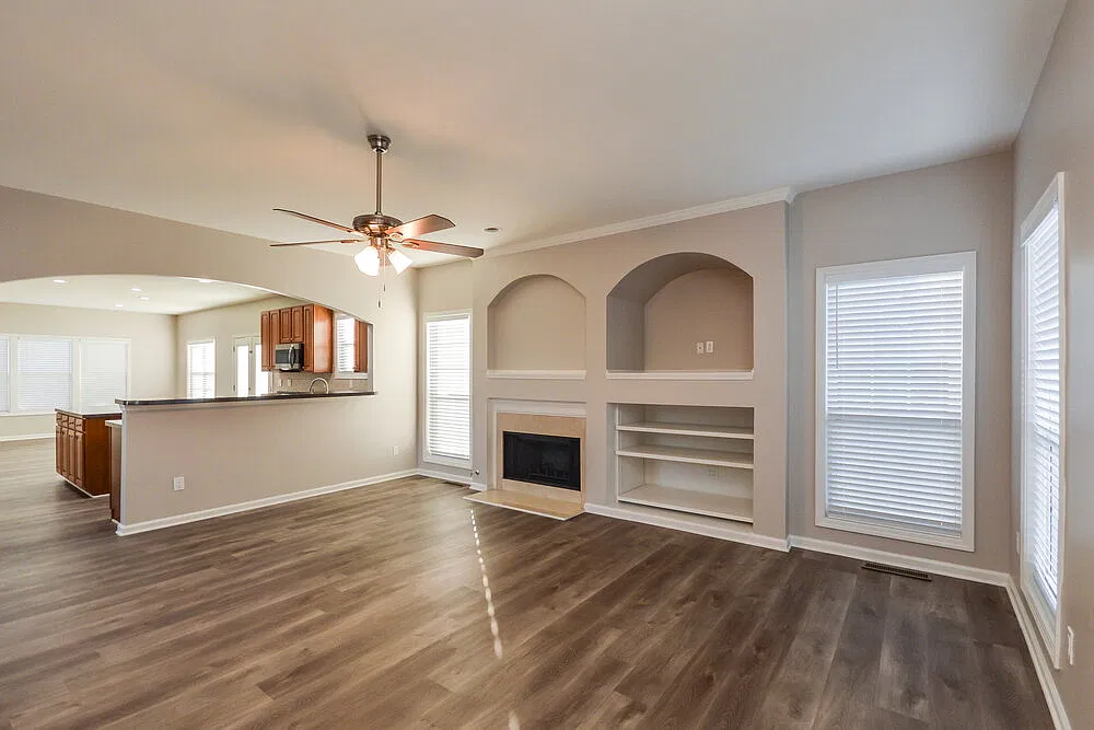 4 bed, 3.5 bath, 3369 sqft, $3,980 — Photo 4