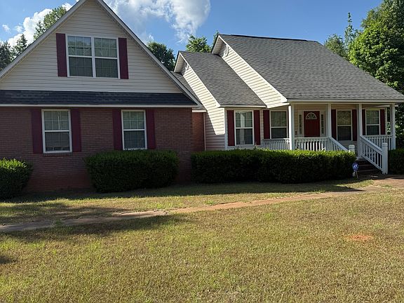 3rd image of 105 Nealys Way