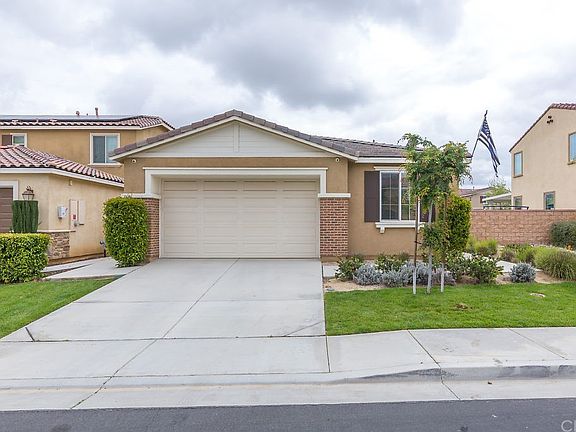 2nd image of 36689 Agave Ct
