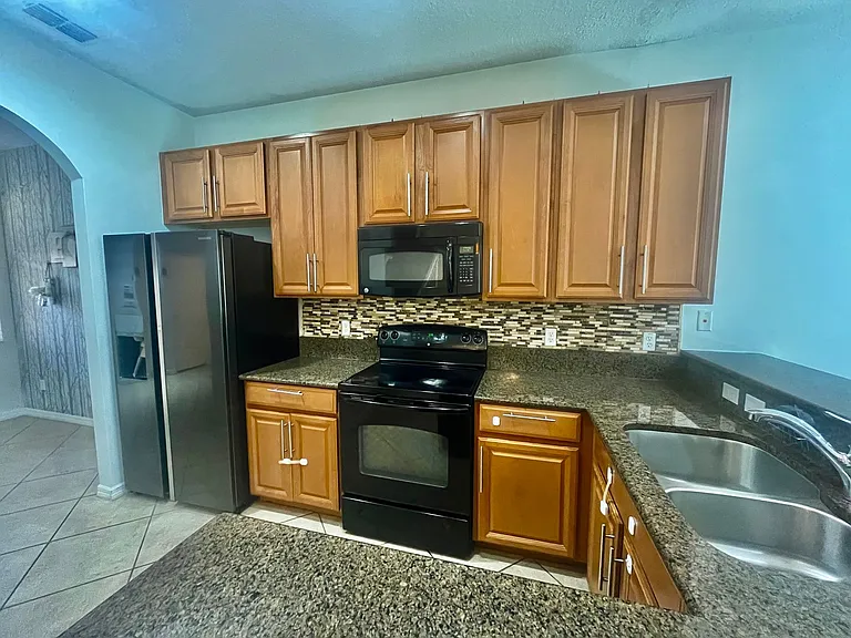 5435 Via Appia Way — Photo 4