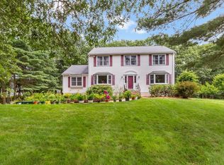 3 Quail Ln, North Easton, MA 02356