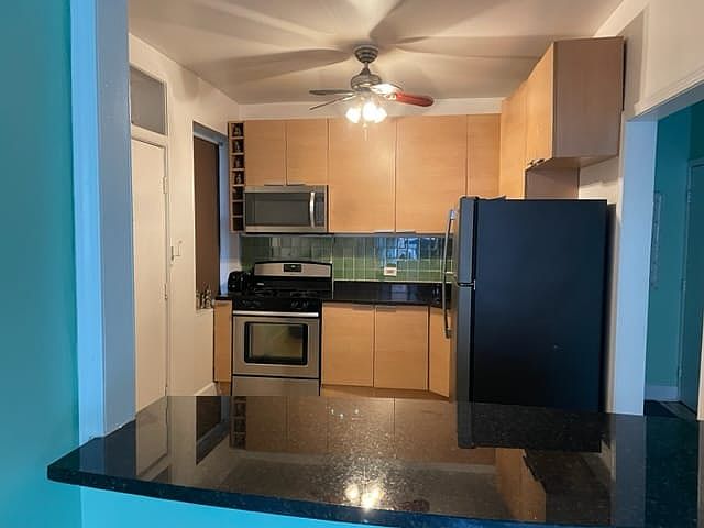 1st image of 4922 N Kedzie Ave APT 1E