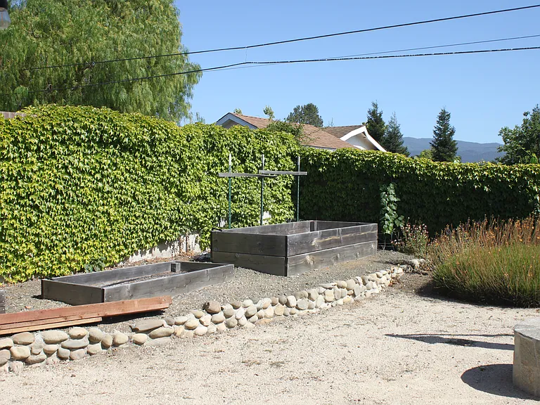 3610 Cerrito St — Photo 72