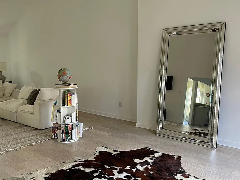 15623 Sandy Hill Dr — Photo 5
