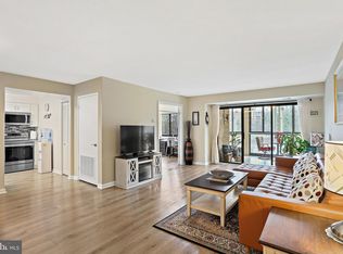 15100 Interlachen Dr UNIT 4-301, Silver Spring, MD 20906