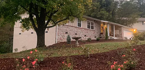 4509 Cloverdale Loop Photo 1