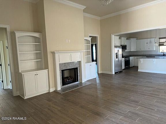 2nd image of 303 Finnegan Way