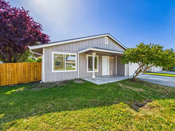 707 Maxwell St, Fortuna, CA 95540