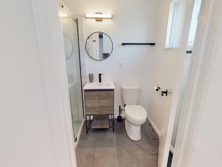 2521 Regent St #20 — Photo 5