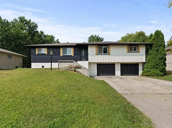 452 Jamison St, Bonner Springs, KS 66012