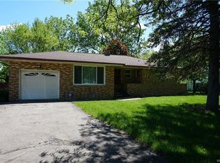 4569 Creek Rd, Lewiston, NY 14092