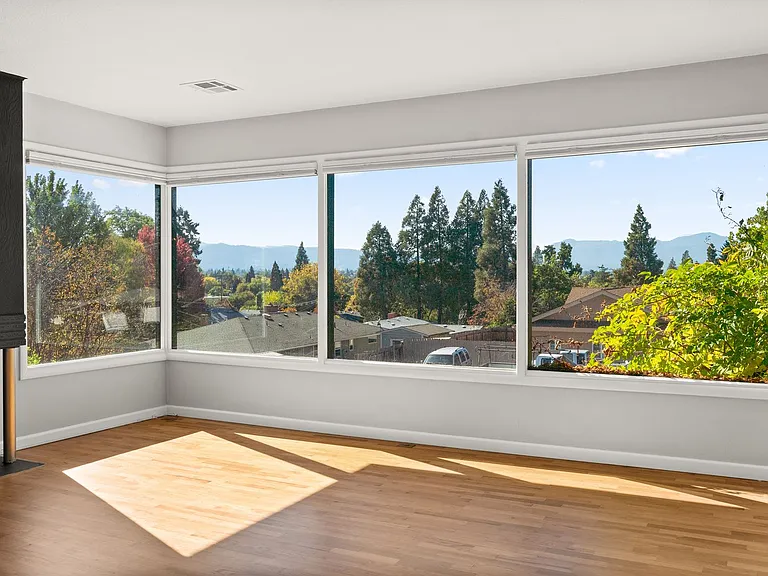 560 N Keene Way Dr — Photo 33