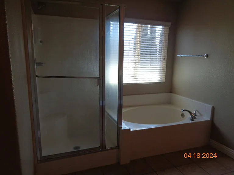 2064 W Avenue K #6 — Photo 15