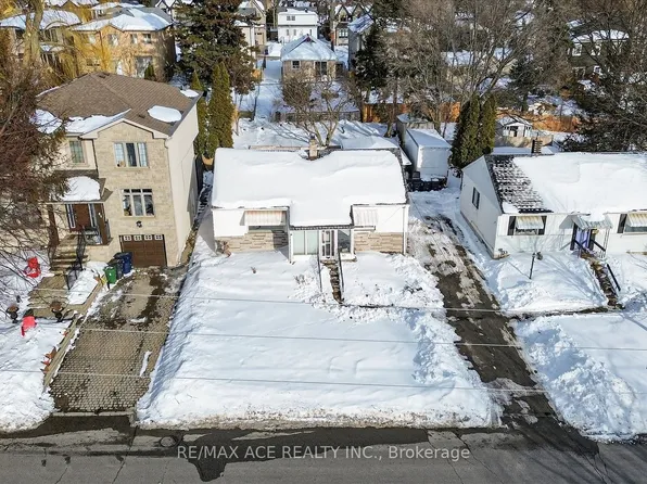 83 Brooklawn Ave, Toronto, ON M1M 2P7