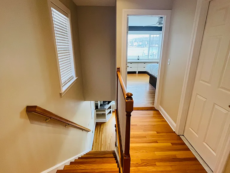 331 Front St — Photo 26
