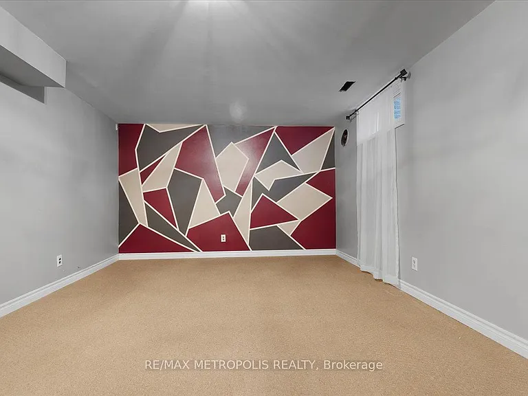 23 Silver Aspen Cres #MAIN — Photo 27