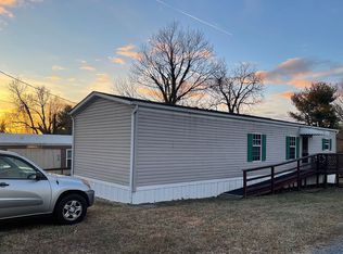 1912 Stateside Dr, Bristol, TN 37620