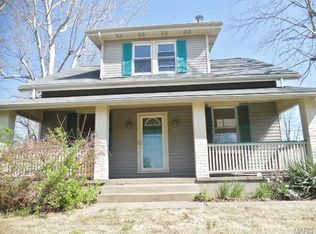 1701 Chambers Rd, Saint Louis, MO 63136