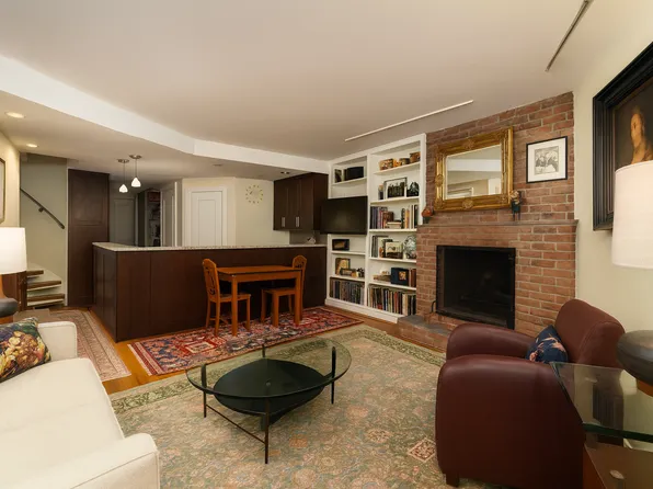 432 East 85th Street image 2 of 13