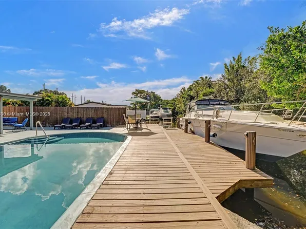 3730 SW 47th Ct, Fort Lauderdale, FL 33312