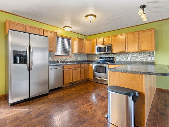 4th image of 307 Washington Rd