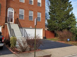 13100 Forest Mist Ln, Fairfax, VA 22033