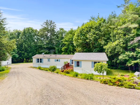 205 College Road, Greene, ME 04236