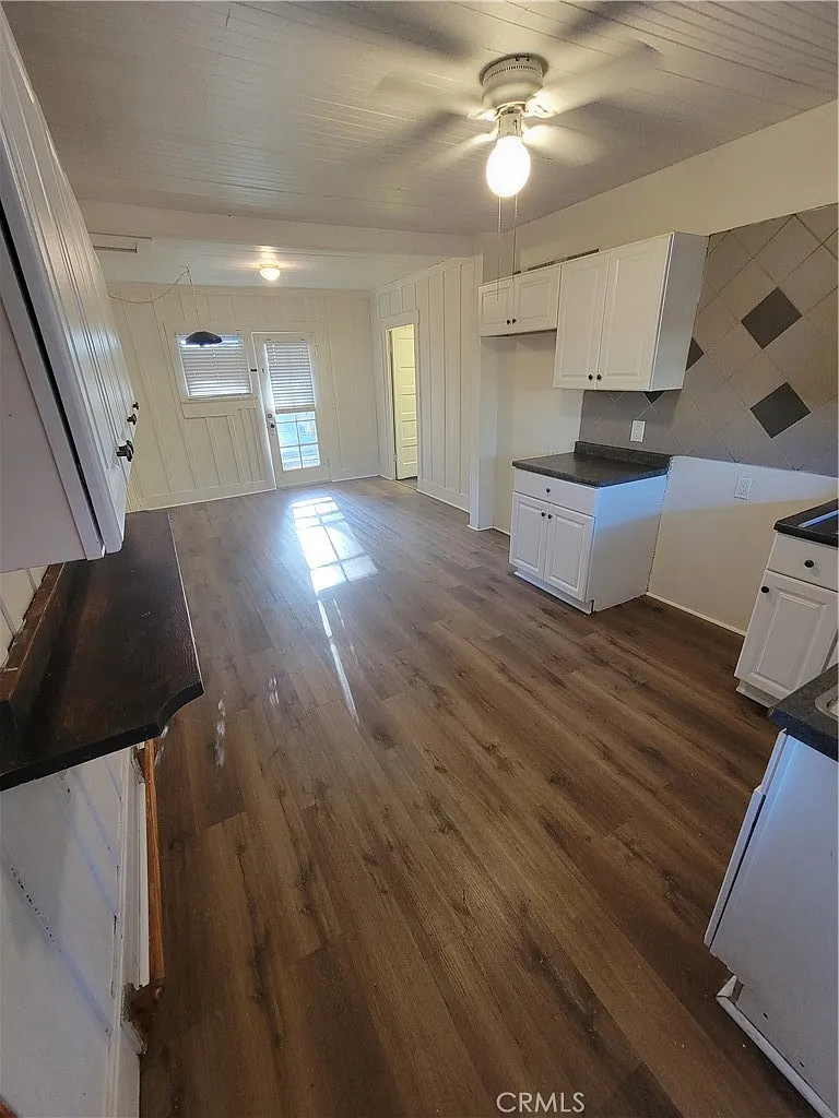 3 bed, 1375 sqft, $3,200 — Photo 3