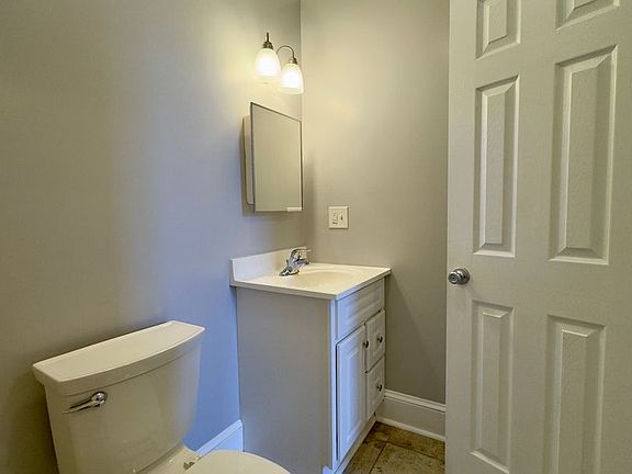 5th image of 1322-1324 Eutaw Pl #1324-2F