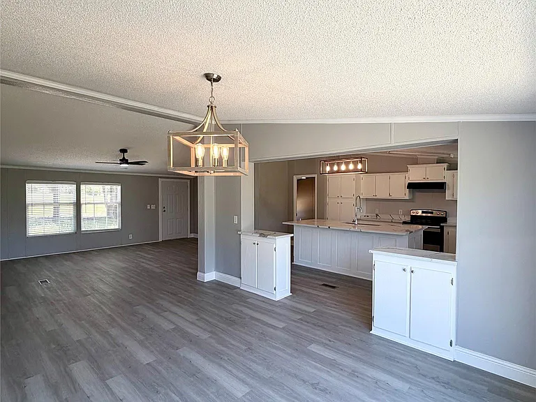 5698 County Road 2752 — Photo 15