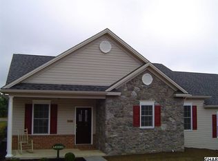 6912 Derrick Dr, Harrisburg, PA 17112