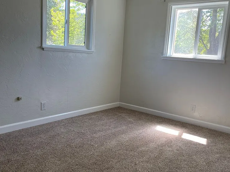 3082 Vine St — Photo 13