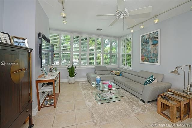 Home For Sale In Waverly Place