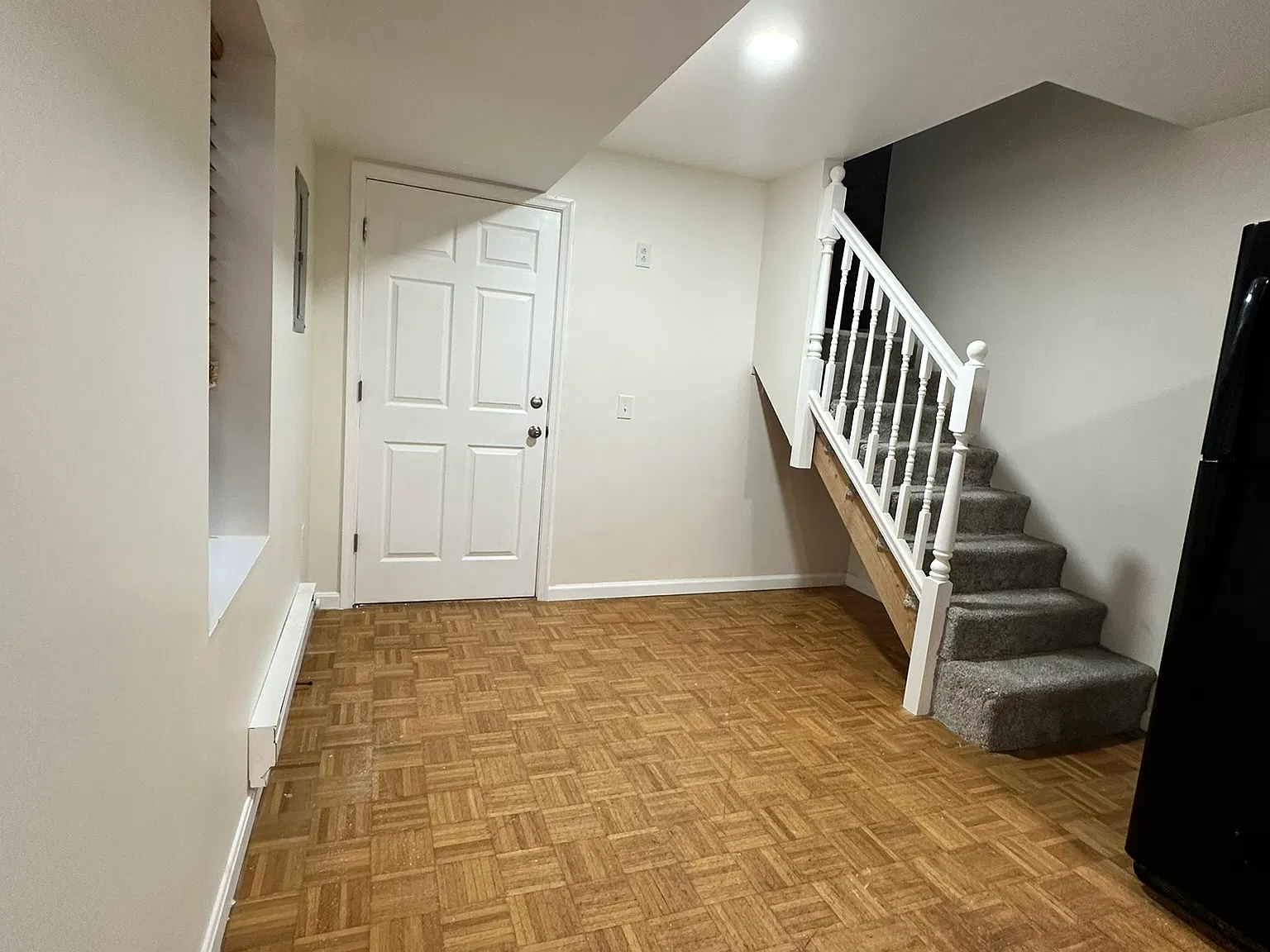 627 S Patterson Park Ave — Photo 3