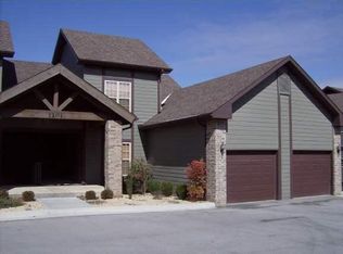 1201 Golf Dr, Branson West, MO 65737