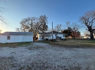 1517 Housatonic St, Burlington, KS 66839
