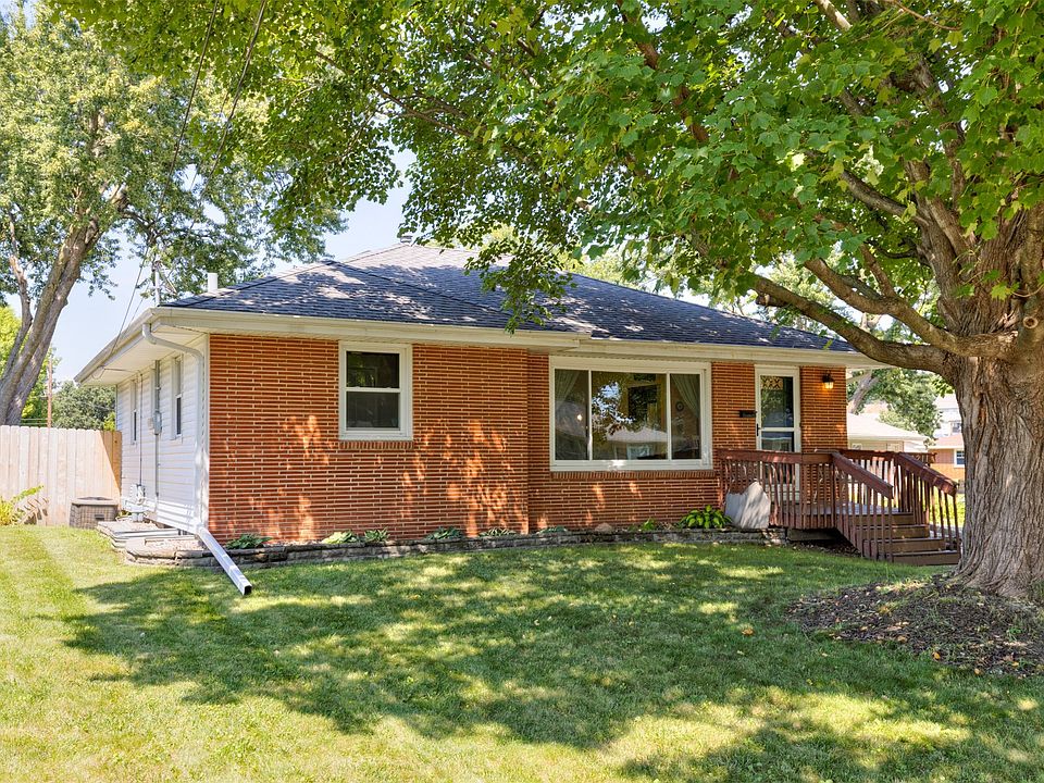 1st image of 3211 Lindlavista Way