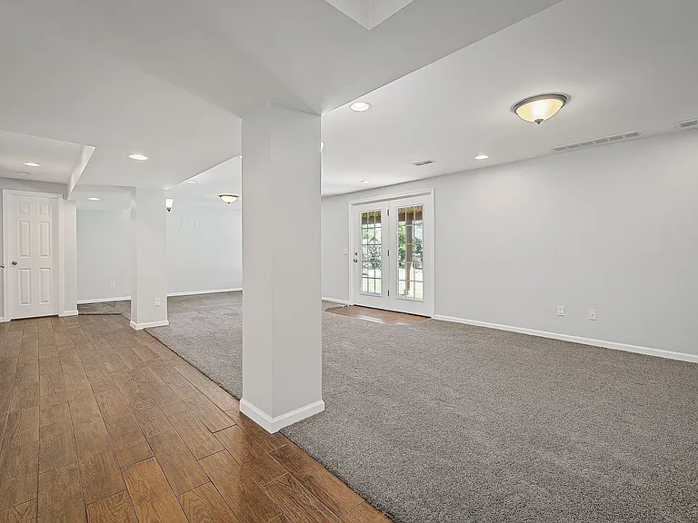 175 Shadow Pointe Dr — Photo 26
