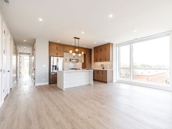 2355 W Flournoy St #201