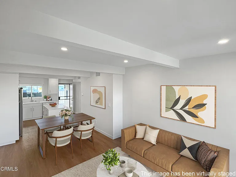 61 Redwood Ave — Photo 12