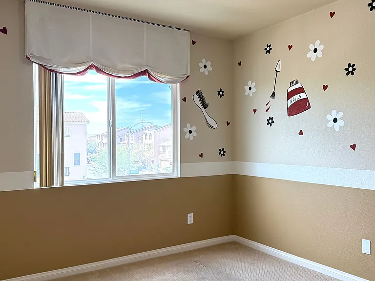 6825 Philharmonic Ave — Photo 46