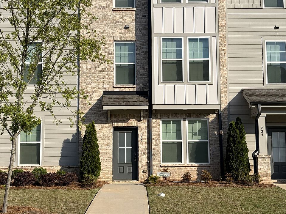 1st image of 225 Cobalt Dr