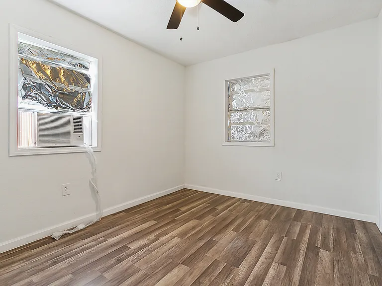 1836 Plaza Dr — Photo 18