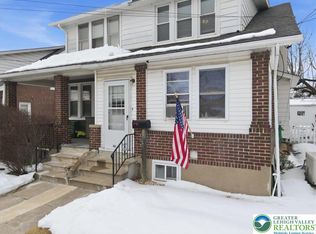 405 E Landis St, Coopersburg, PA 18036