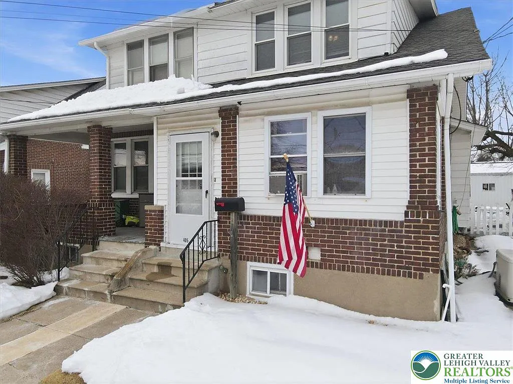 405 E Landis St photo 1