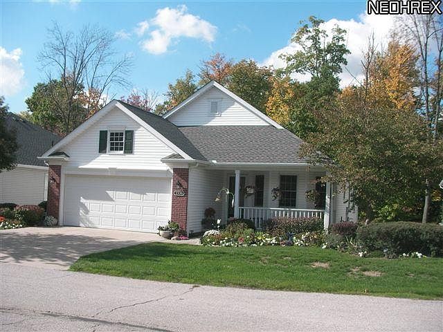 1st image of 2335 Winesap Dr #4