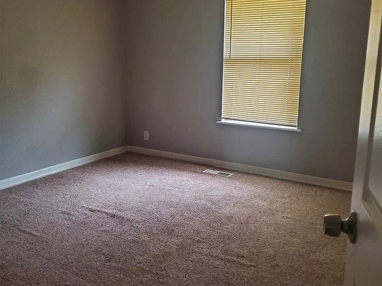 723 W Mary Lynn Dr — Photo 5